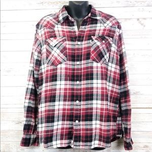🍀4/$10 Levi’s Red & Black Plaid Button Down Shirt